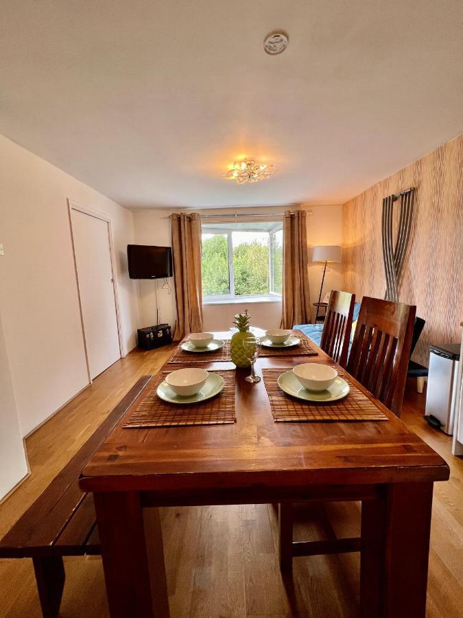 לונדון Great 2 Bedrooms Apartment 15 Mins From The Centre מראה חיצוני תמונה