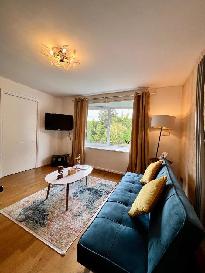לונדון Great 2 Bedrooms Apartment 15 Mins From The Centre מראה חיצוני תמונה