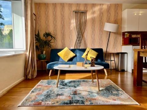 לונדון Great 2 Bedrooms Apartment 15 Mins From The Centre מראה חיצוני תמונה